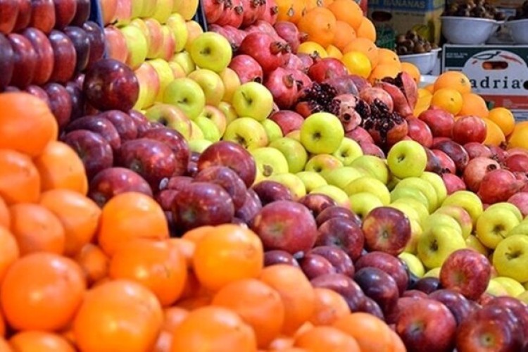 میوه با قیمت مناسب در کهگیلویه توزیع می شود