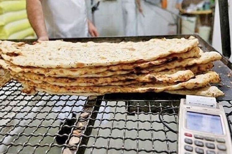 یکسان سازی نرخ آرد و نان گامی موثر در کنترل تخلفات