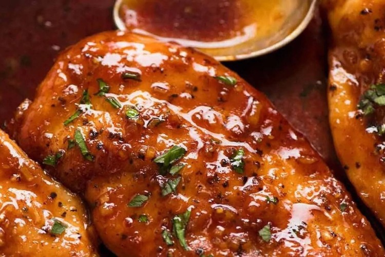 طرز تهیه مرغ با سس اسپشیال؛ آموزش مرغ مجلسی با طعم رستورانی و ظاهر اشتها آور