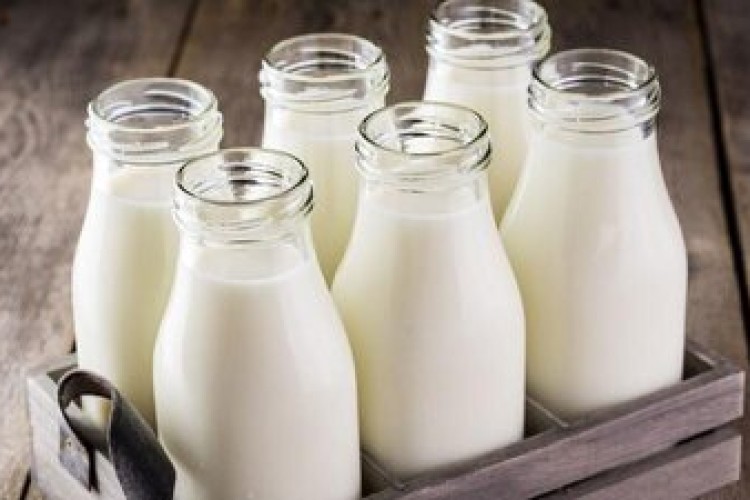 چه زمانی شیر را به جای آب انتخاب کنیم؟