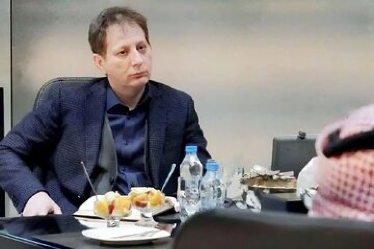 کاریکاتور/ بابک زنجانی؛ سر به «دار» دیروز، سرمایه«دار» امروز
