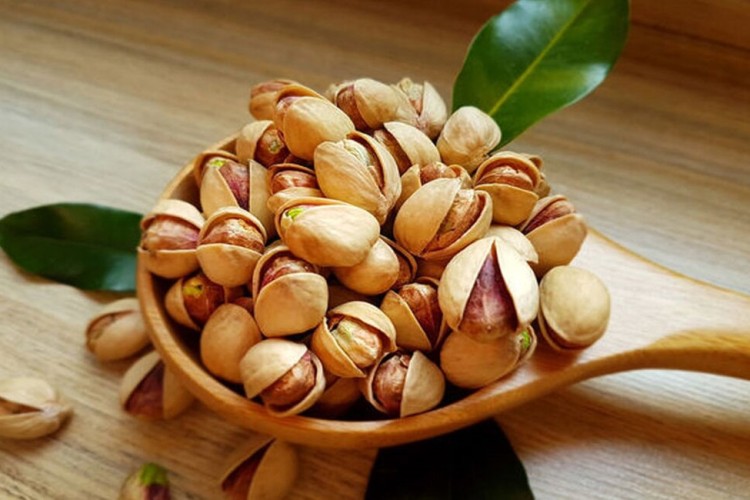 سال گذشته ۱.۷ میلیارد دلار پسته از کشور صادر شد