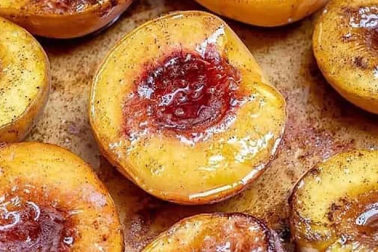 طرز تهیه هلو بو داده عسلی؛ ترکیب سالم و خوشمزه برای مهمانی‌ها