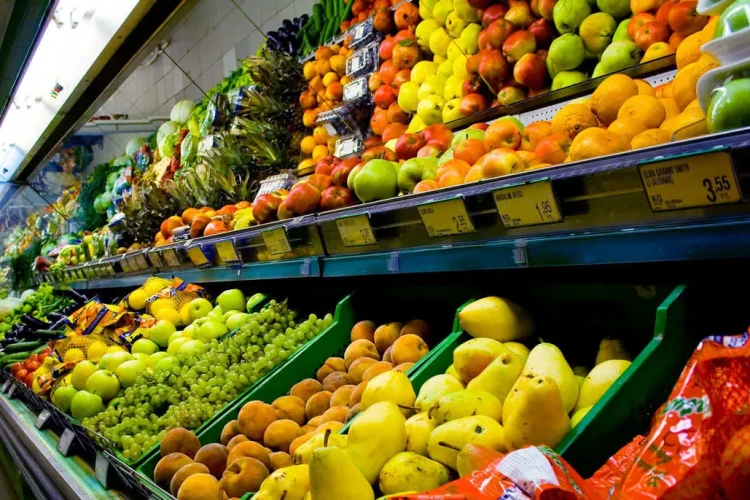 تغییر ساعات فعالیت میادین و بازار‌های میوه و تره‌بار در نیمه دوم سال
