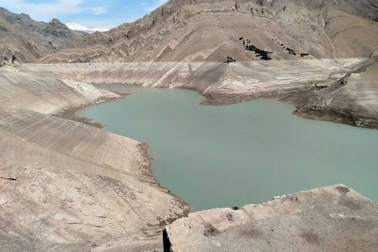 پیش بینی وضعیت بارندگی در سال‌های آینده؛ با خشکسالی چه باید کرد؟