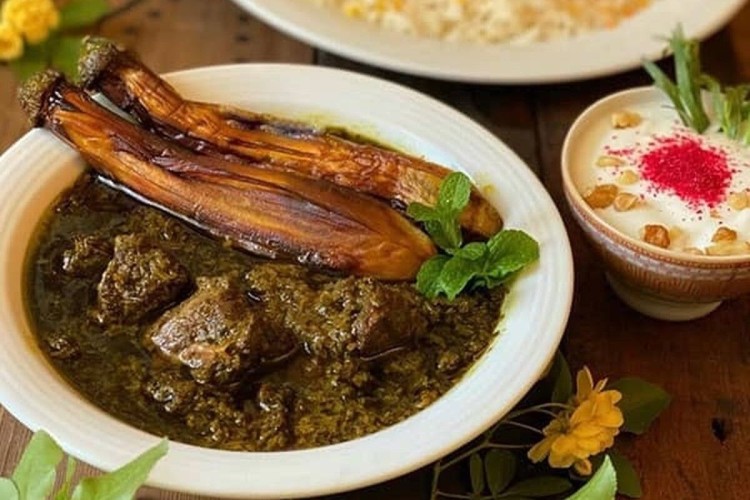 خورشت ریحان و بادمجان، خورشتی مغذی و ملس