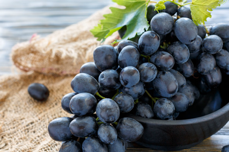 عصاره انگور فرنگی سیاه ناجی بیماران دیابتی شد
