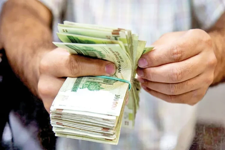 عیدی ۱۴۰۵ کارگران چقدر است؟