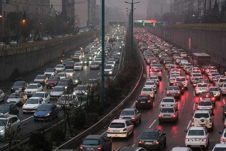 هشدار شهرداری به خودروداران تک‌سرنشین / آماده پرداخت عوارض سنگین باشید