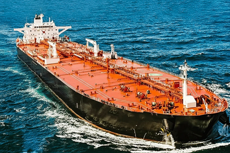 احتمال فروش نفت توسط بنیاد مستضعفان و وزارت جهاد کشاورزی / چرا نفت تحریمی به نهادهای غیرمتخصص سپرده می‌شود؟