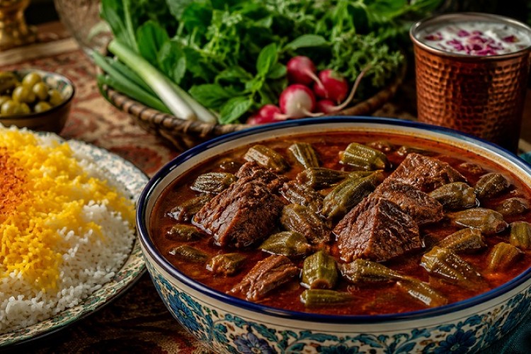 طرز تهیه خورشت بامیه اهوازی با تمام فوت‌و‌فن‌ها