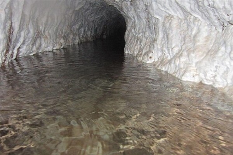 معجزه آب در طارم؛ احیای قنات هزارساله روستای دستجرده و نجات ۲۰۰ هکتار باغ از خشکسالی