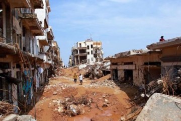 گرانی 5 برابری کالاهای اساسی در مناطق سیل زده لیبی