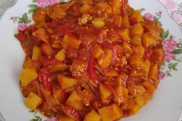 طرز تهیه یتیمچه ساده و سنتی بادمجان و گوجه فرنگی تهرانی