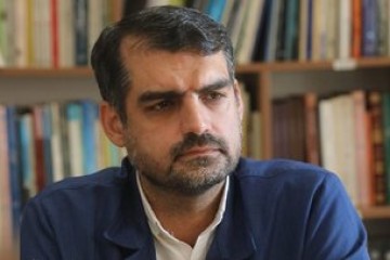 افشاگری درباره برج سازی نمایندگان /برخی نماینده ها ریگی به کفش شان است/ وقتی به مجلس آمدند پا برهنه بودند اما الان ۵۰ ملک دارند