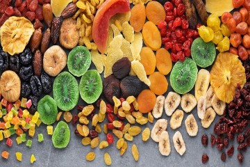 مقایسه میوه های خشک و تازه؛ مغذی اما پر کالری