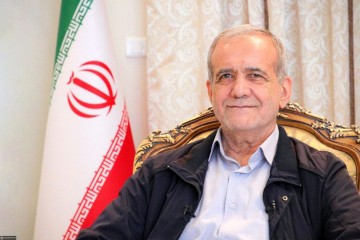 بنزین برای محرومان گران نمی‌شود/ از لحاظ منابع آبی در بحران بی سابقه ای هستیم