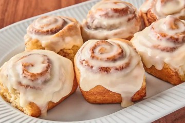 طرز تهیه رول دارچین برای یک عصرانه پاییزی