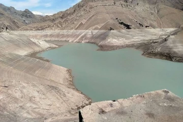 پیش بینی وضعیت بارندگی در سال‌های آینده؛ با خشکسالی چه باید کرد؟