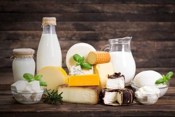 فروش انواع لبنیات با قیمت‌های متفاوت و بعضا بالاتر از نرخ مصوب