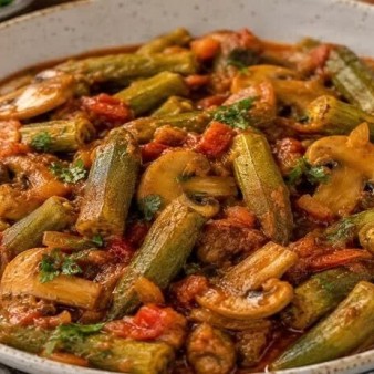 بیشتر آقایان از این سبزی متنفرند ولی ترکیبش با گوجه و قارچ سرخ شده عالی است