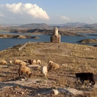زُرزُر؛ جایی که آب به تاریخ رسید
