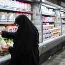 پنیر، کره، ماست و دوغ چقدر گران شدند؟ | مقایسه قیمت لبنیات در ۲ ماه اخیر
